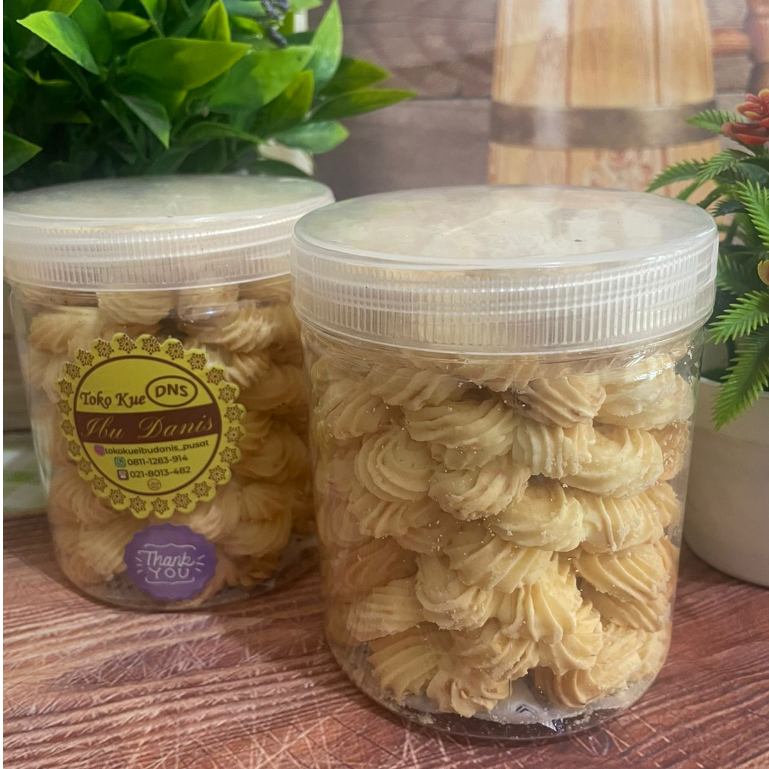 

Kue Sagu Homemade / Kue Kering Sagu Tabung Kecil