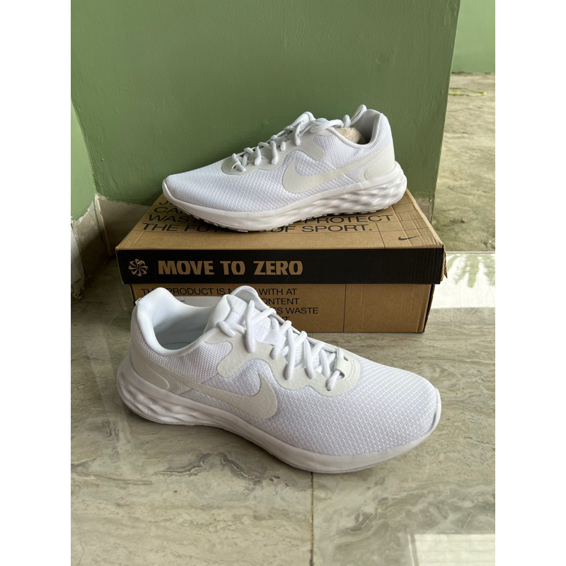 Nike DC3729 102 Revolution 6 NN