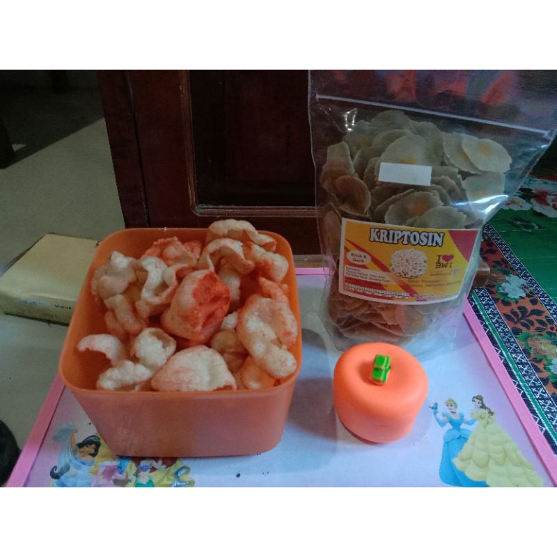 

krupuk telur asin KRIPTOSIN