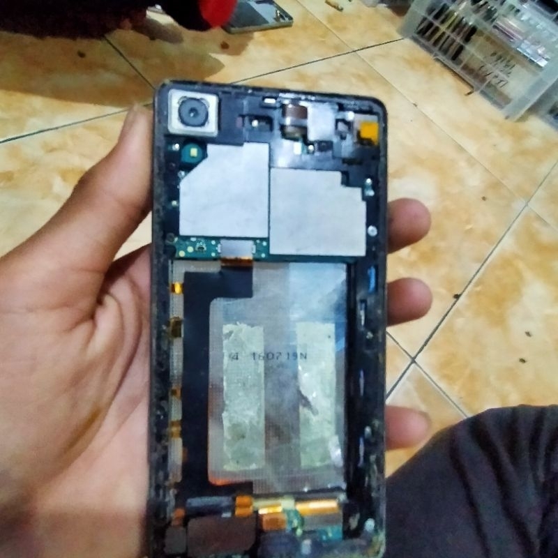 mesin hp Sony Xperia x performance PM-0942-BV normal udah tested