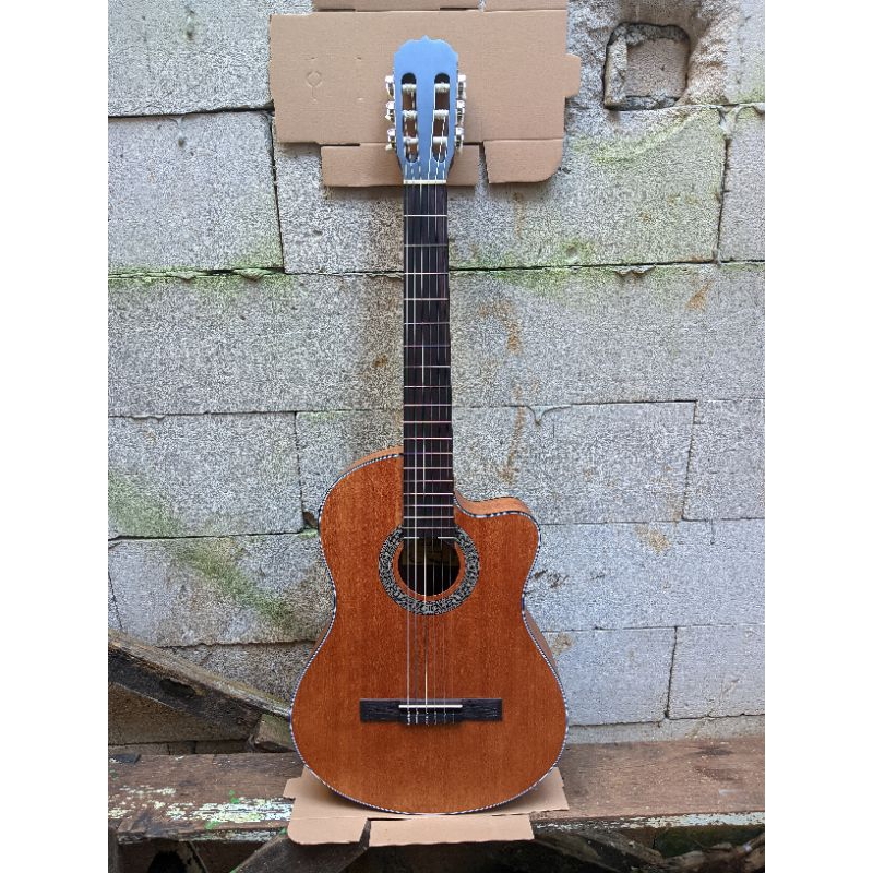 GITAR AKUSTIK NYLON ELEKTRIK COWBOY CGC 100 NS ORIGINAL (SECOND LIKE NEW)