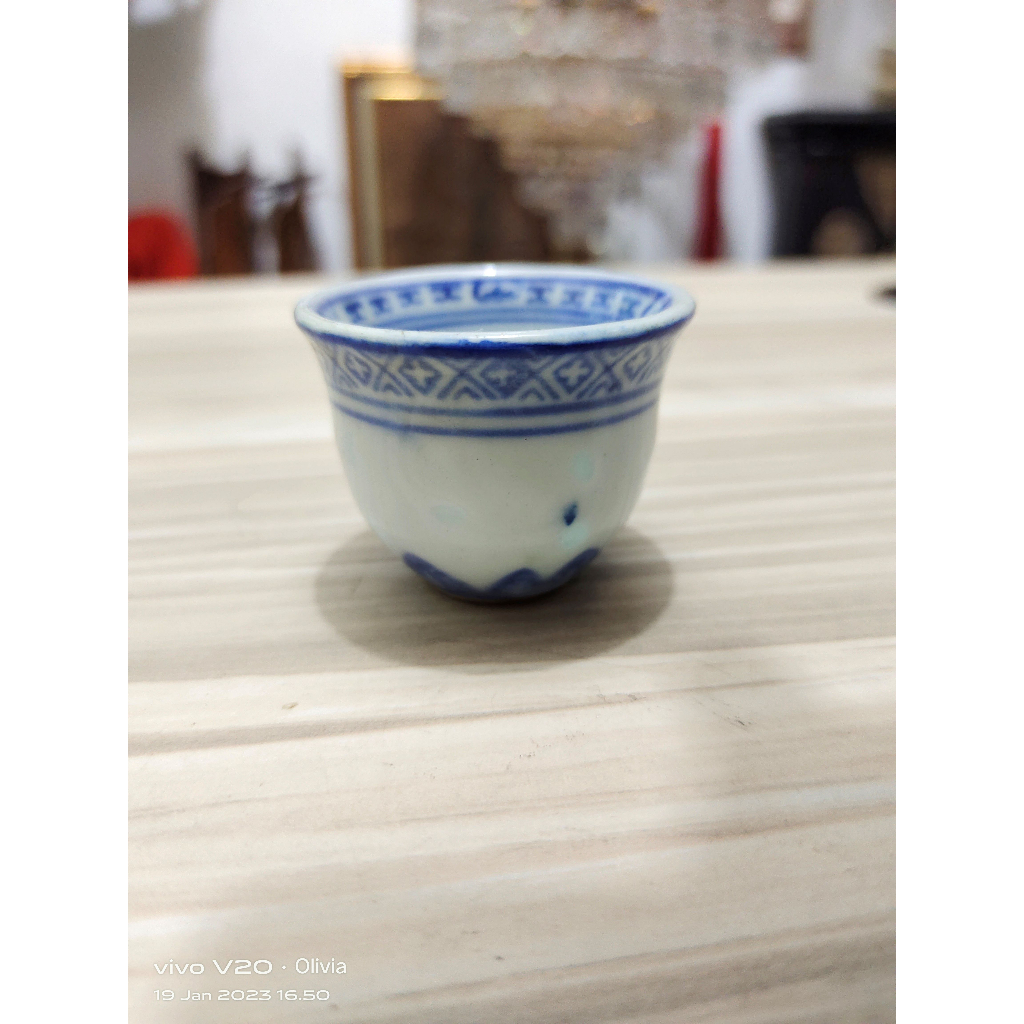 Gelas Keramik Putih Biru Made In Cina Kuno Jadul Antik
