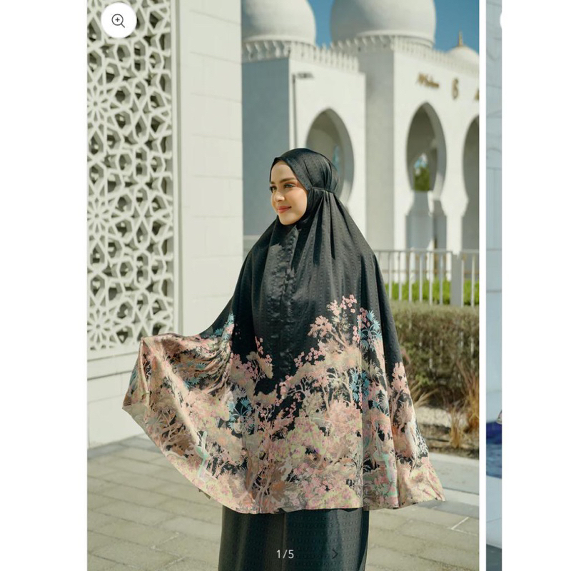 AL QASR PRAYER ROBE NEW