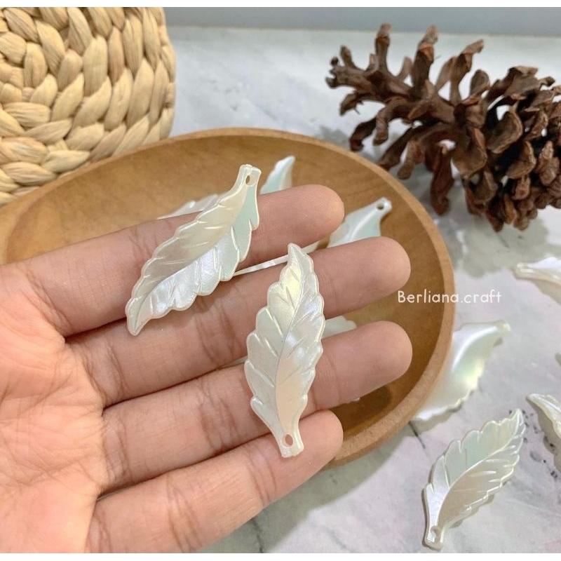 (20 pcs) Mote Manik Daun Kelopak Pearl 4cm