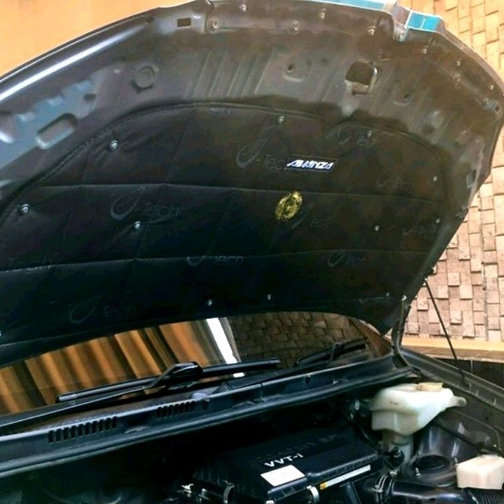 Peredam Kap Mesin Toyota Avanza 2004-2011