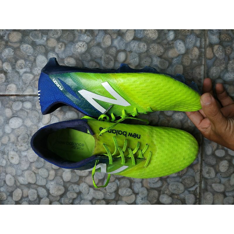 sepatu bola puma furon size 41