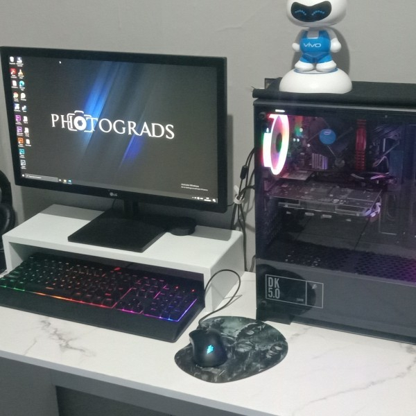 Stand monitor / Alas monitor / Dudukan monitor Putih Ready 