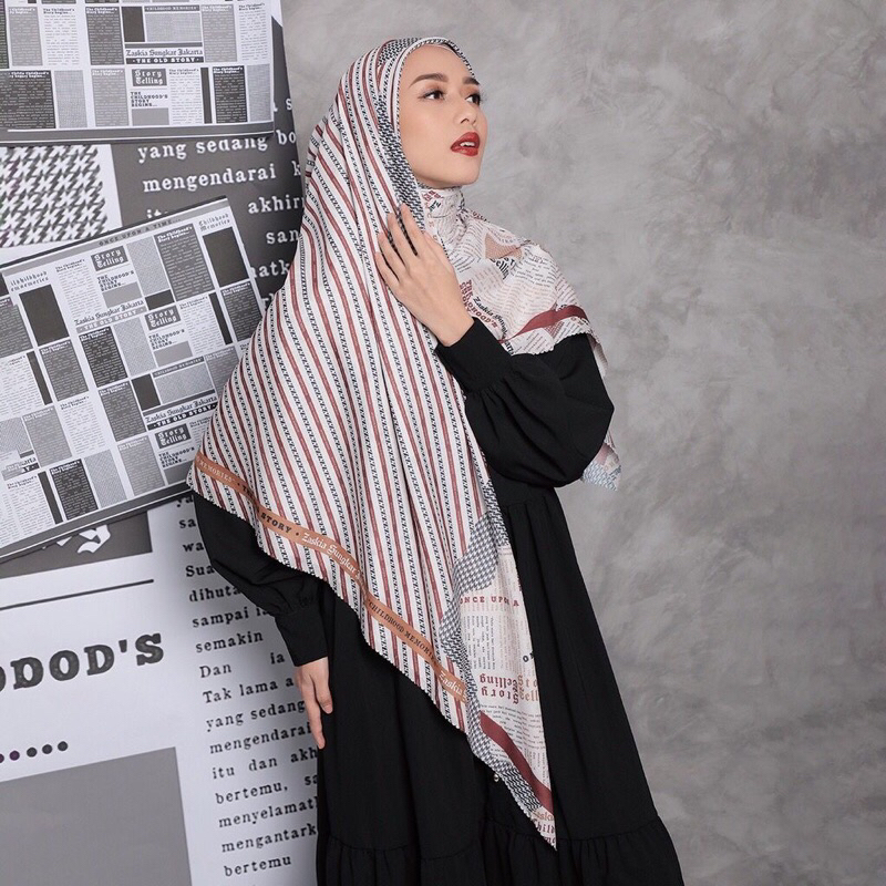 LEXA SCARF ZASKIA SUNGKAR SEKALI PAKAI