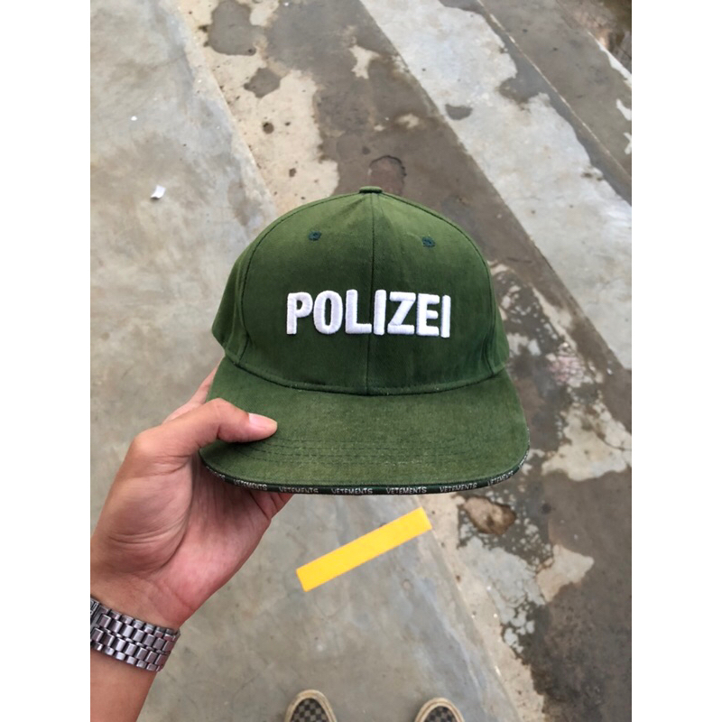 TOPI VETEMENTS POLIZEI