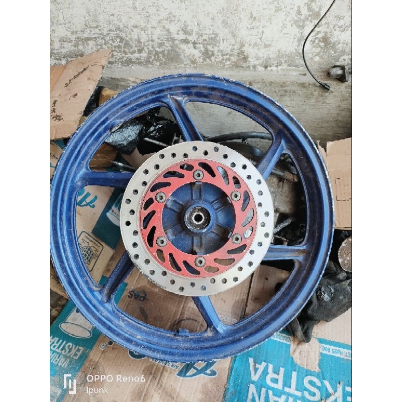 Velg depan CBR 150r original
