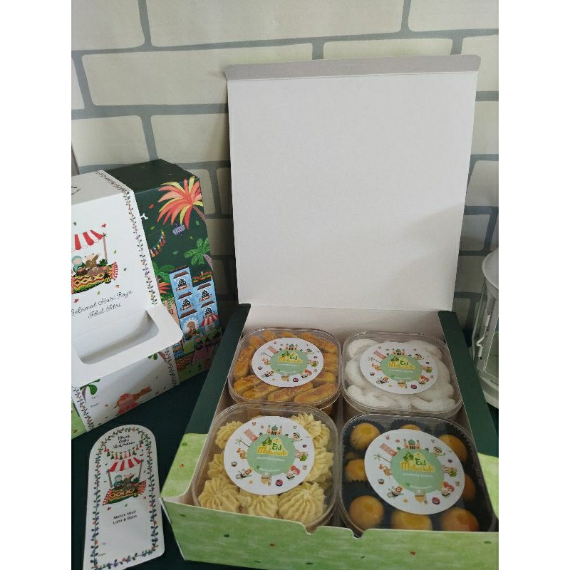 

HAMPERS KUE LEBARAN HAMPERS IDUL FITRI RAMADHAN KUE KERING ISI 4 TOPLES PARCEL KADO GIFT 2023