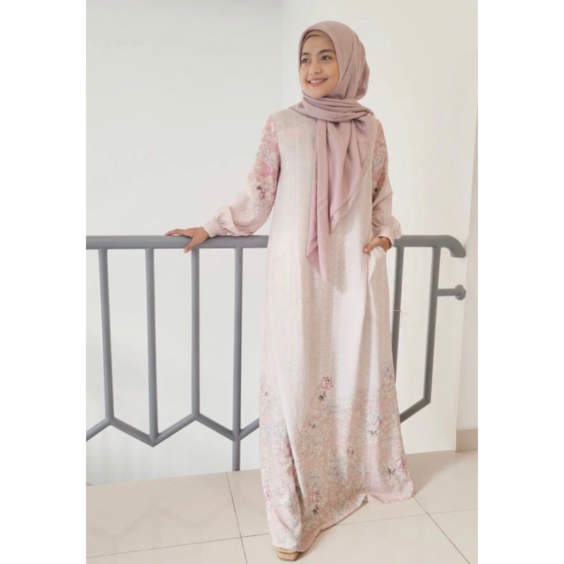 NEW❣️Feyna Dress Ria Miranda