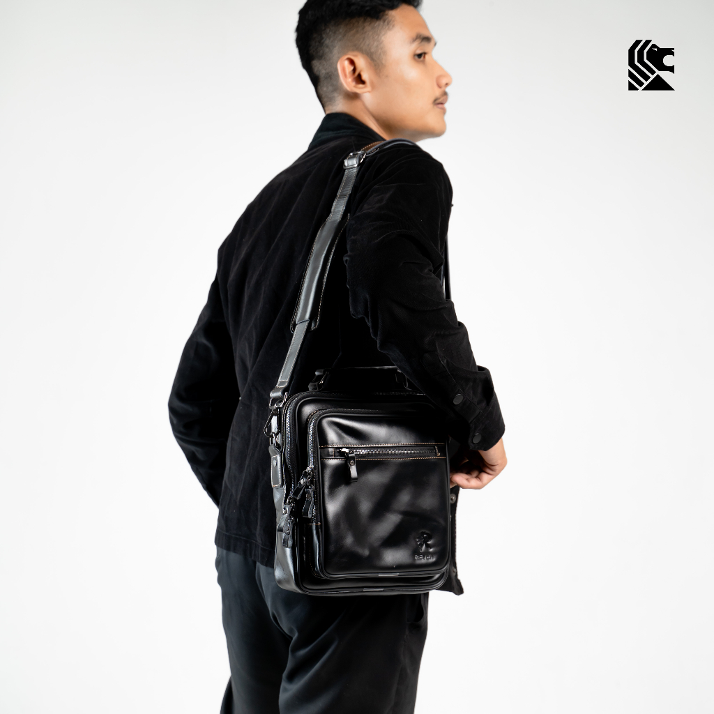 Tas Selempang Pria Kapasitas Besar Slingbag Waistbag Multibag Full Kulit Sapi Asli Original - BONATURE