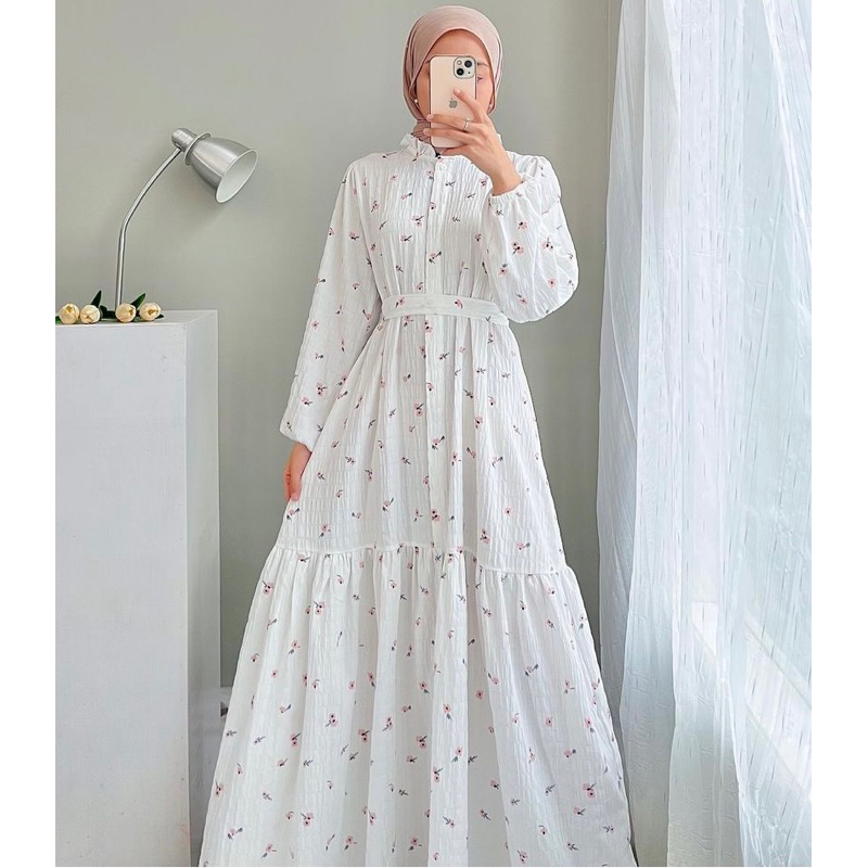 Lily Dress by Edmee Outfit