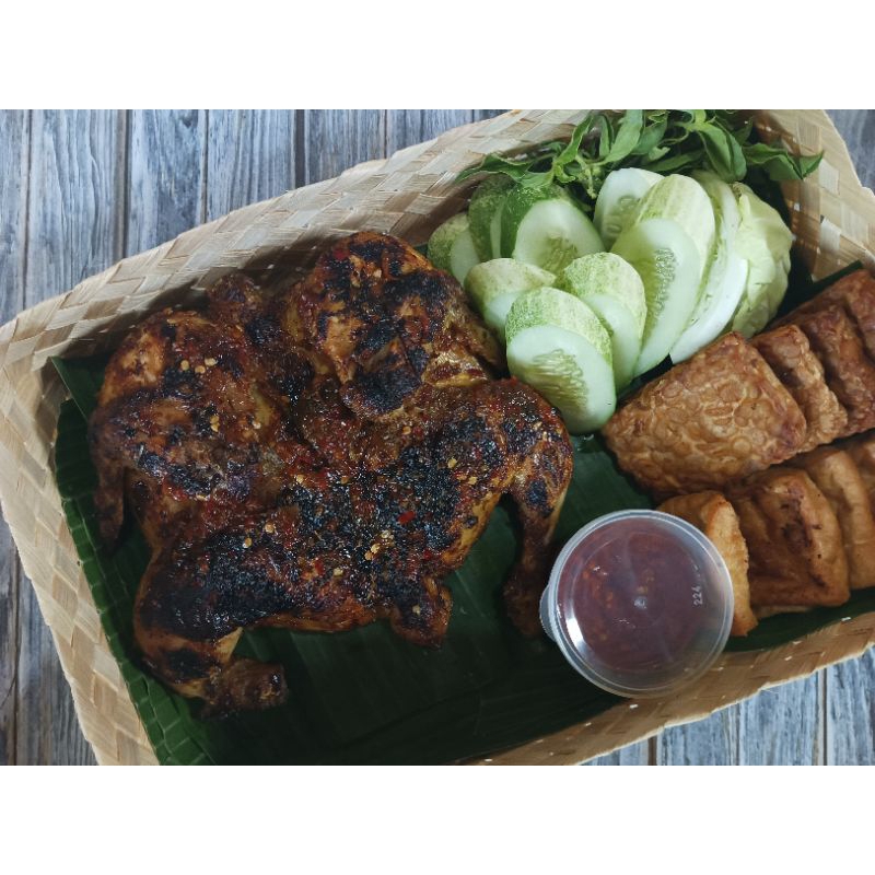 

Hampers ayam bakar/goreng utuh