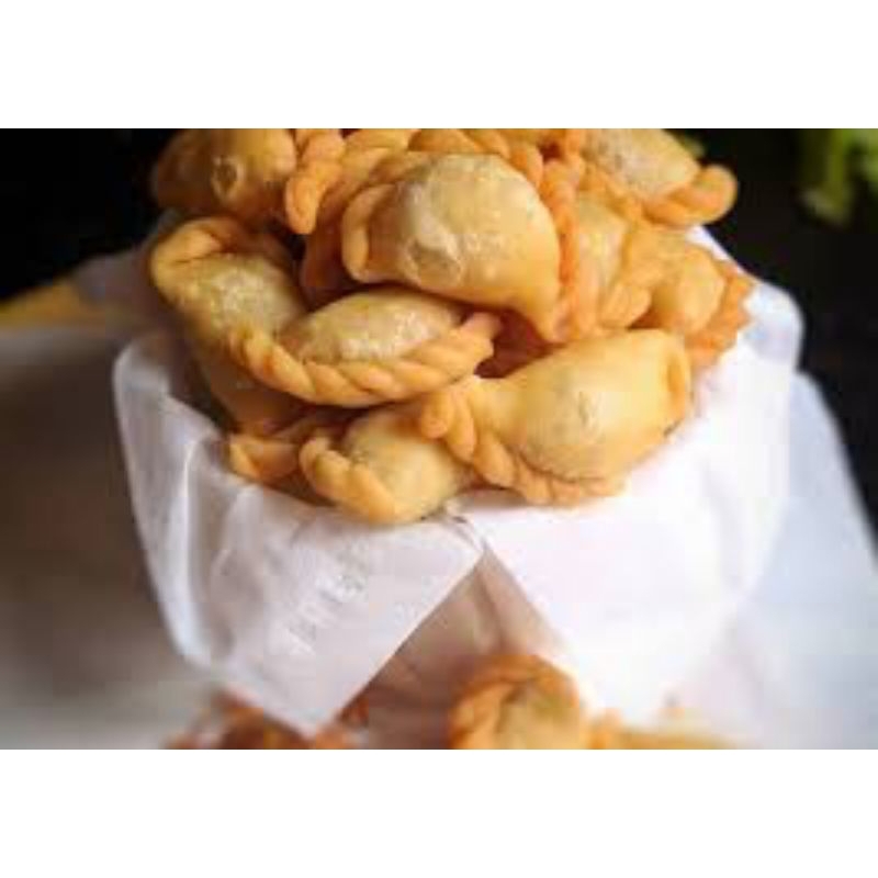 

Pastel kering isi abon