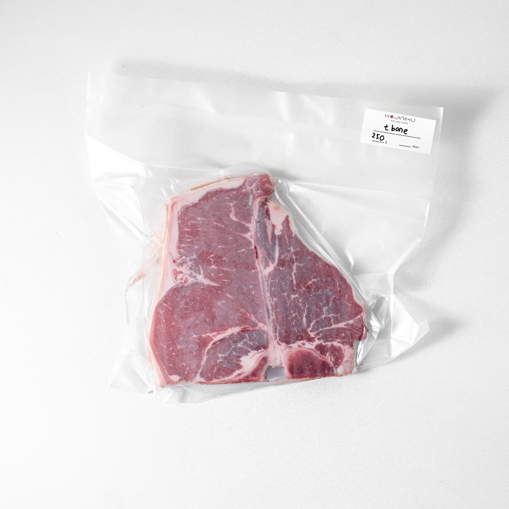 

USDA CHOICE GRADE T-BONE / PORTERHOUSE STEAK