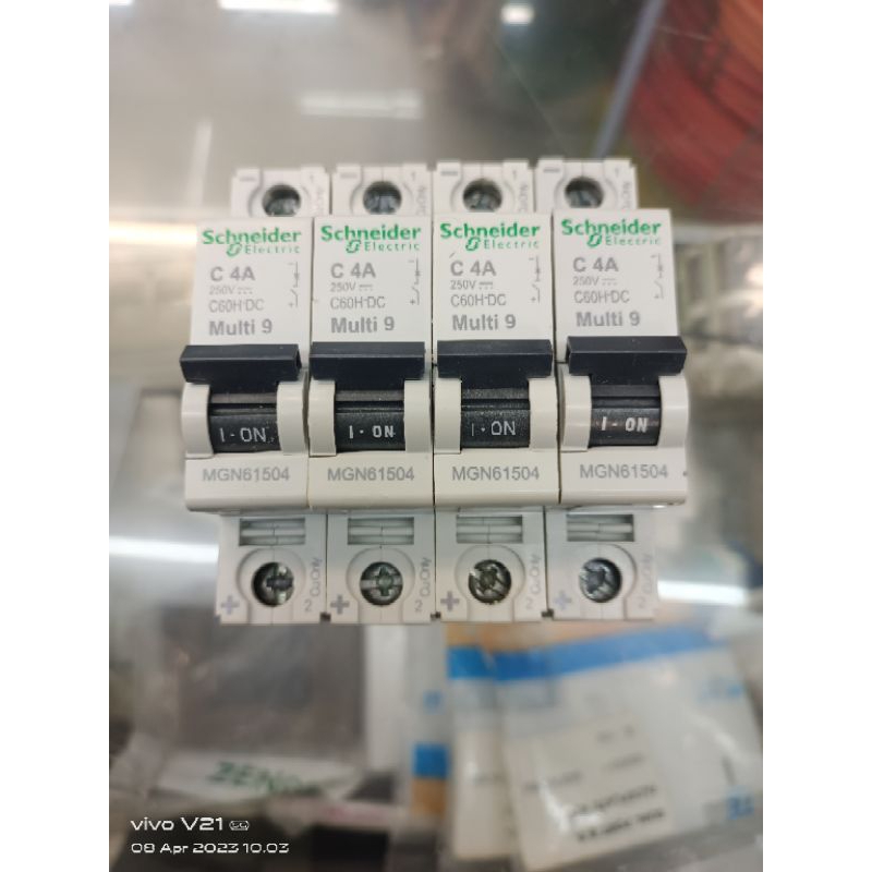 MCB C60H-DC 1P 4A 500v DC Multi 9 Schneider Electric