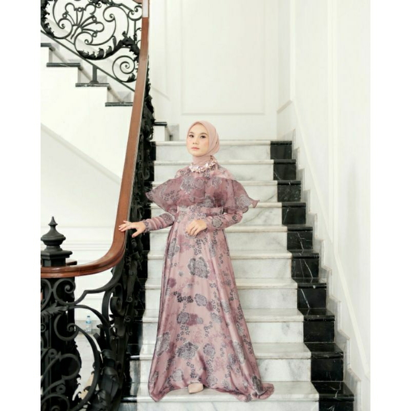 Le Fuji Dress by Vanilla Hijab