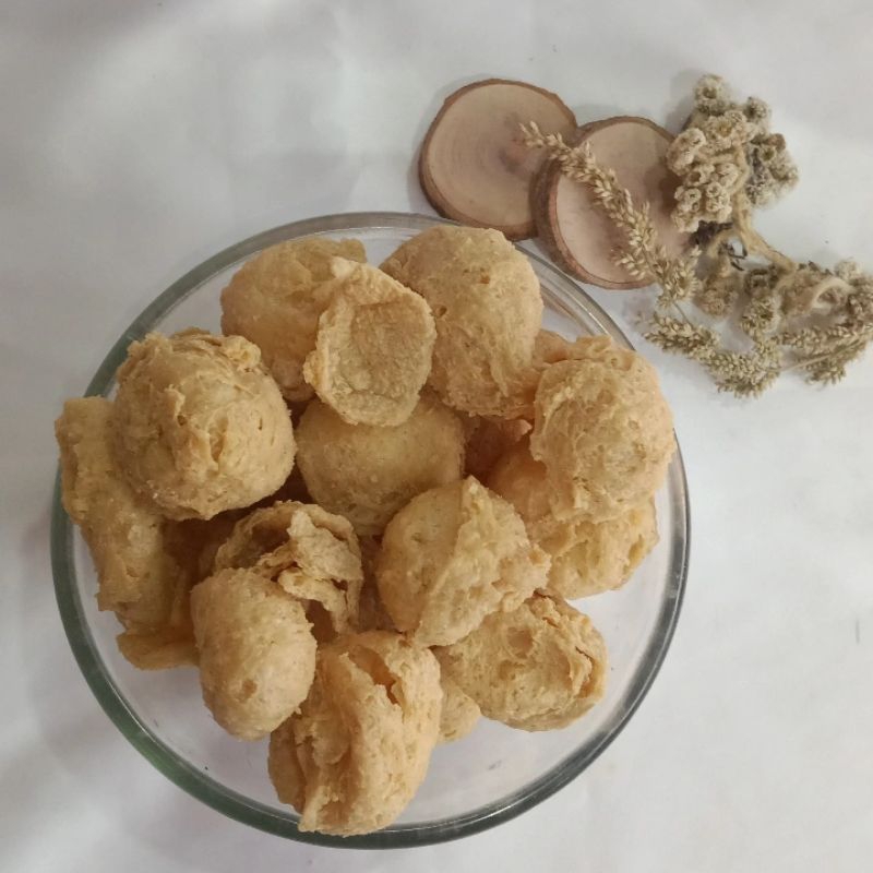 

KERIPIK TAHU