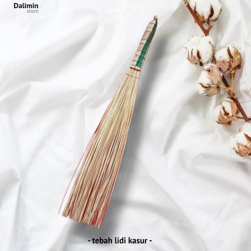 Penebah lidi kasur/sapu lidi kasur/sapu lidi kecil/sapu tebah lidi