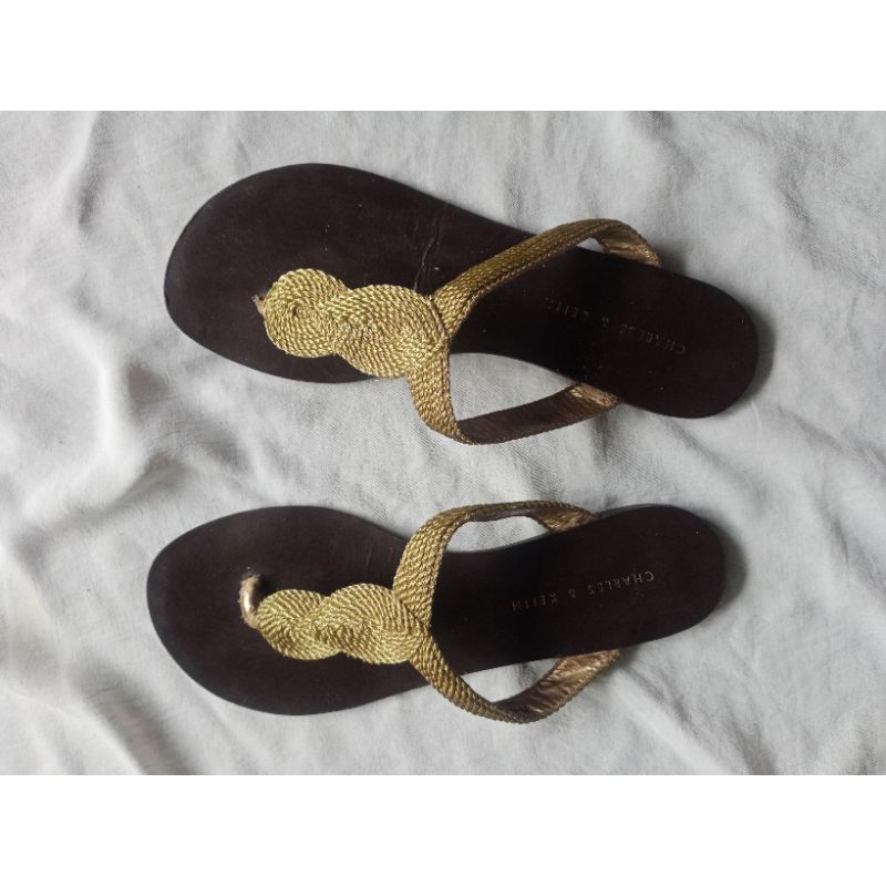 sandal Charles and Keith preloved