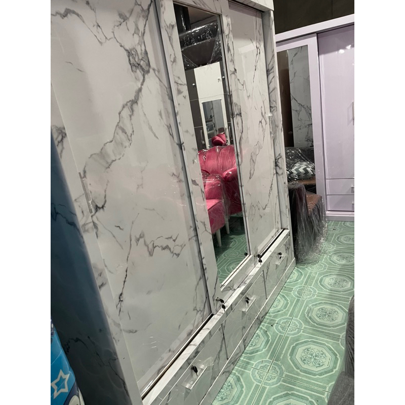 Lemari Pakaian HPL Marmer 4 Pintu Full Rak