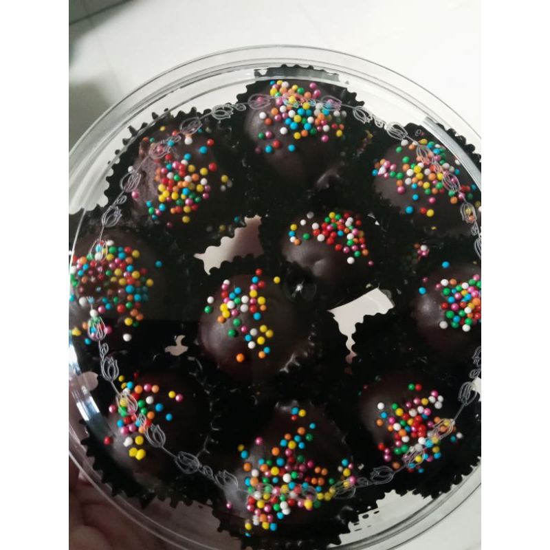 

BOLA BOLA COKLAT//HOME MADE//KUE MURAH