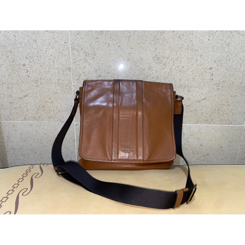 tas slempang slingbag pria brand Coach full kulit - coklat