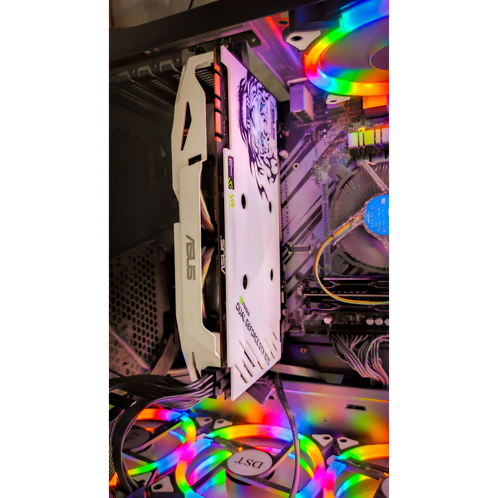 GTX 1070 OC White Edition 8GB GDDR5 - ASUS DUAL