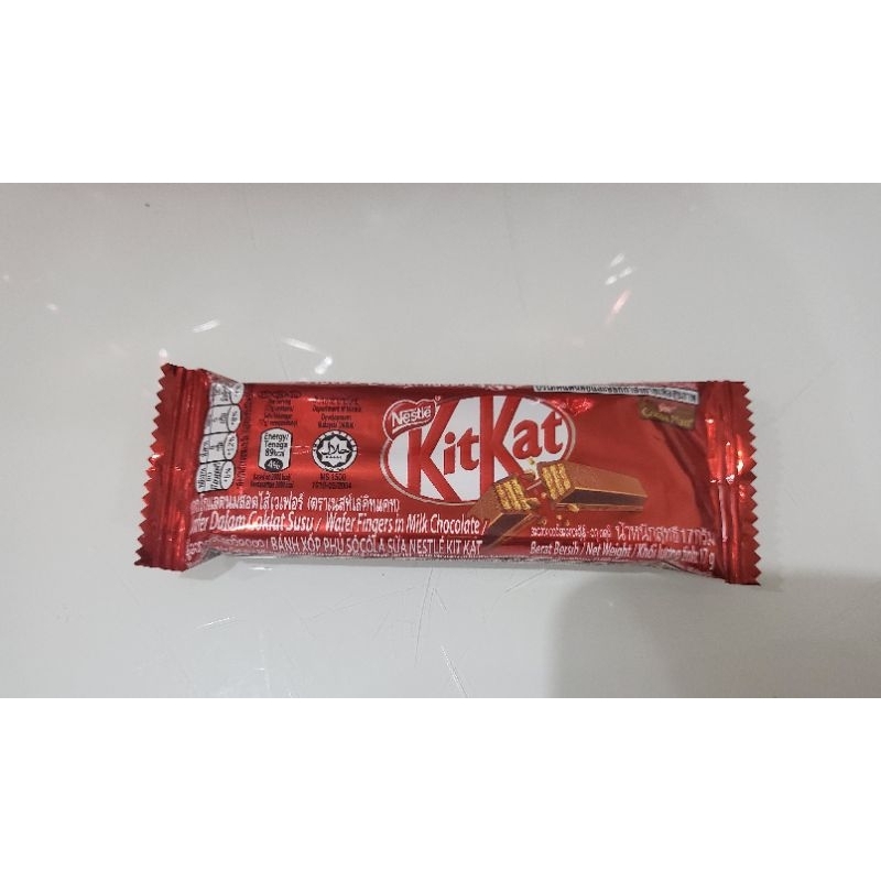 

coklat chocolate kitkat cokelat kit kat malaysia 17 gram ECER