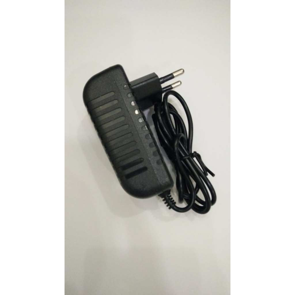 Charger cas casan BUAT speaker TROLI SHARP CBOX-TRB12CBL
