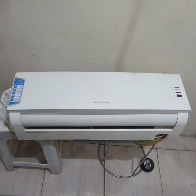 Second Ac indoor Polytron 1pk ( Mantap)