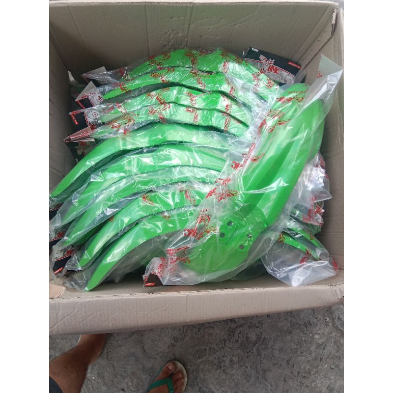 Spakbor depan kx 85 slebor depan kx 85