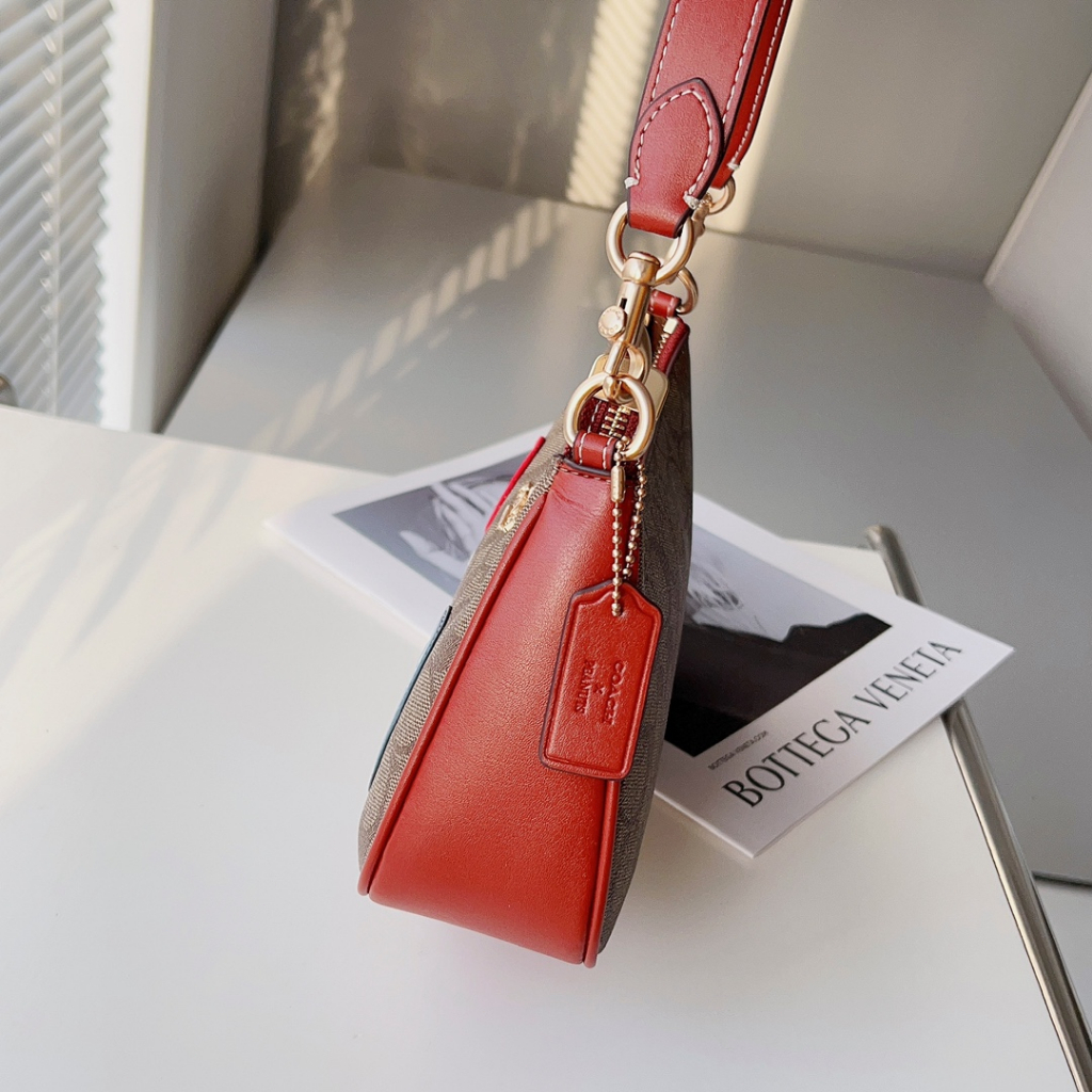 Coach Original CE848 CJ604  604  Snoopy Co branded Underarm Bag Crossbody Bag Single Shoulder Bag Handbag  yxb  848