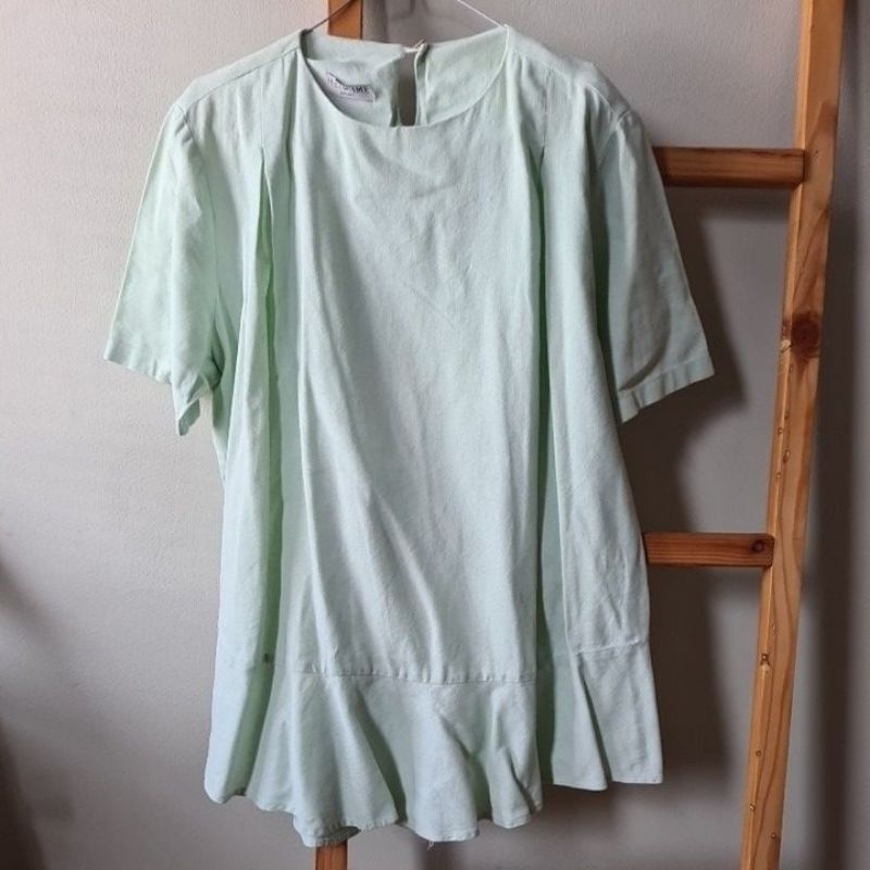 Blus Linen warna hijau mint preloved