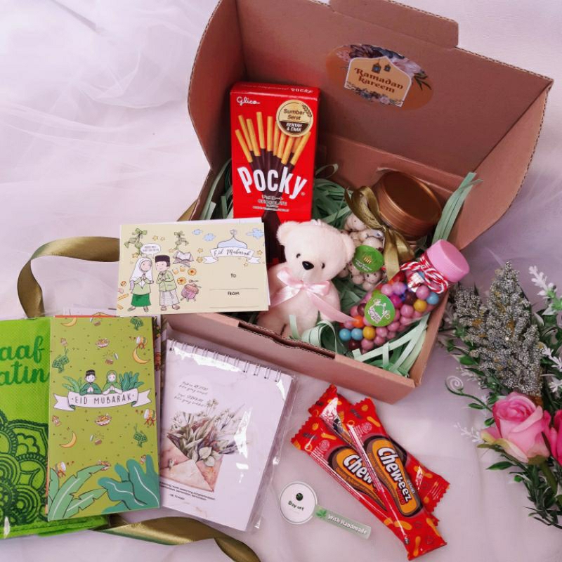 

Gift Snack Hampers Mini - Parcel Mini Hadiah Lebaran Idul Fitri