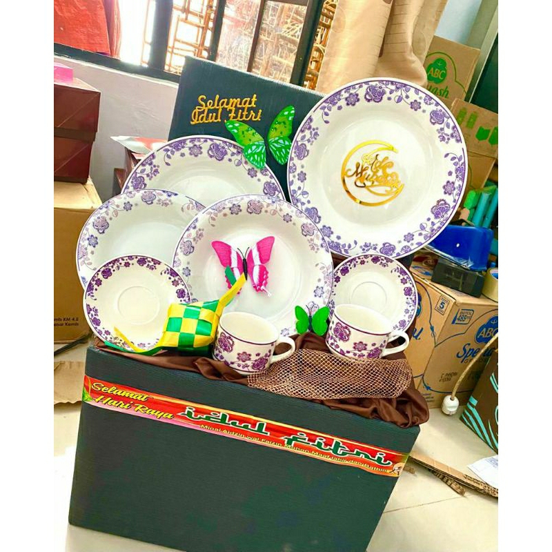 

Hamper lebaran keramik tea set parcel piring ramadan