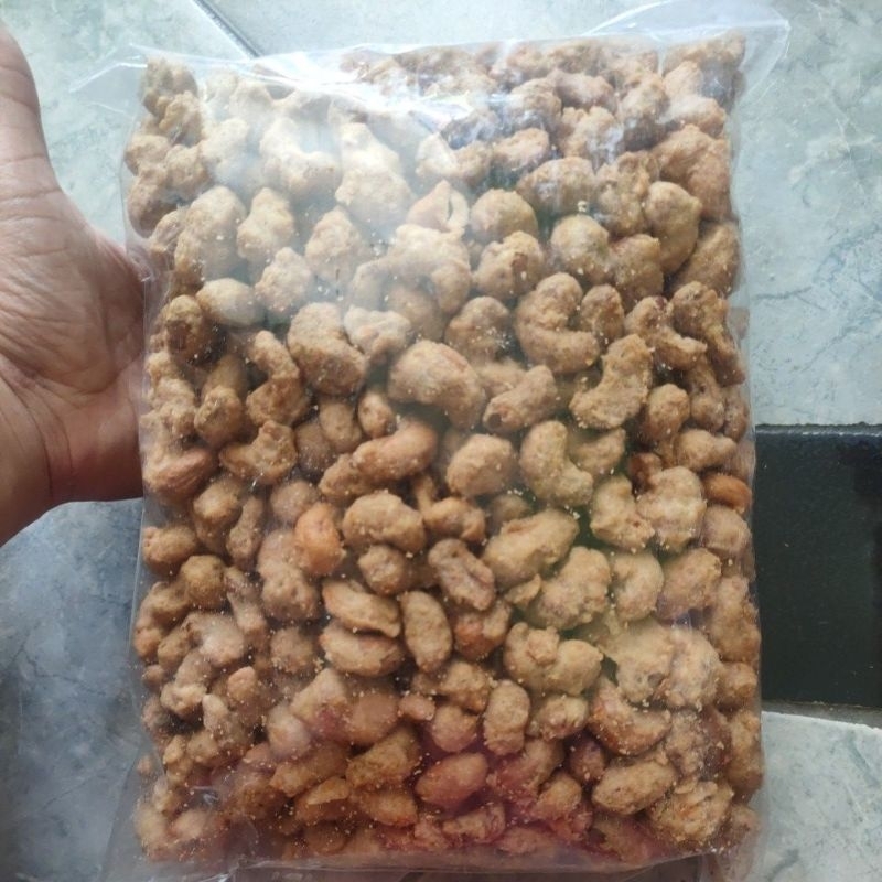 

1kg Kacang Mede Utuh Rasa Krispi.