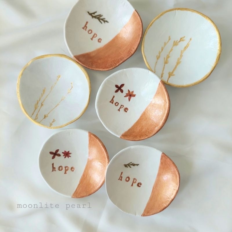 HANDMADE hampers Clay trinket jewelry dish mini gold