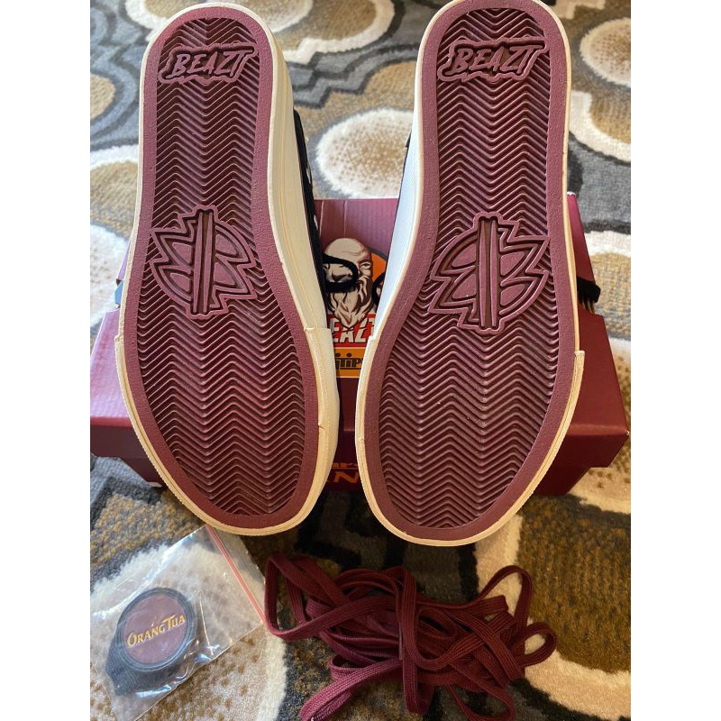 Sepatu Beazt x Sisitipsi x OT