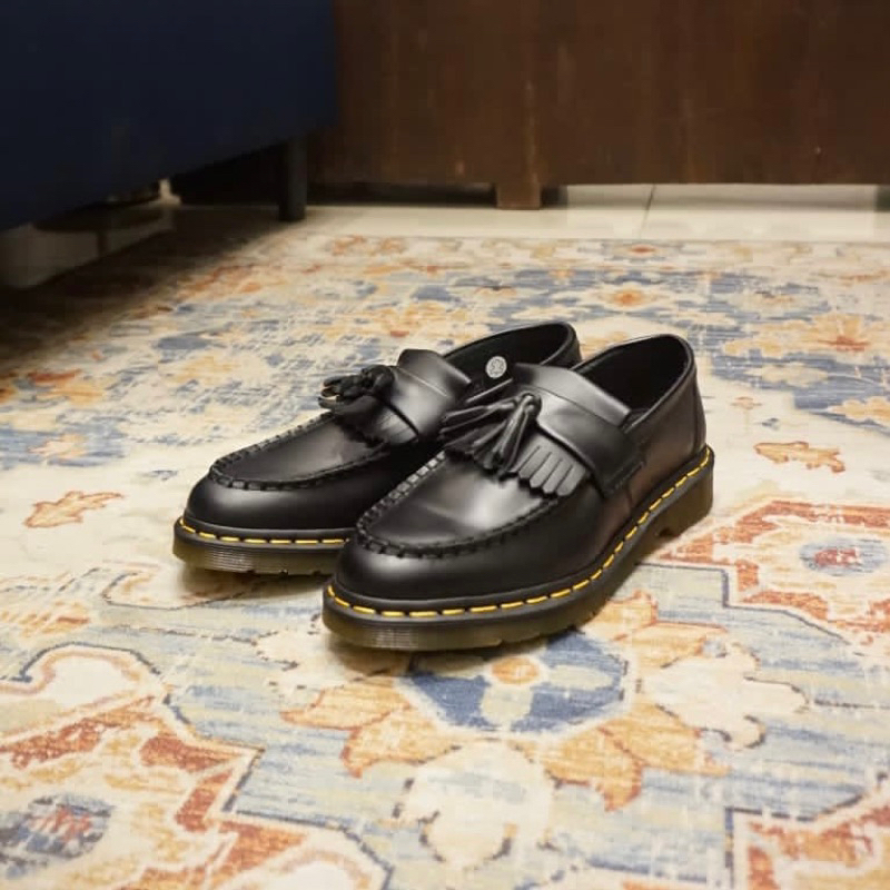 DR. MARTENS ADRIAN BLACK TASSEL YS BLACK SMOOTH UNISEX BNIB ORIGINAL