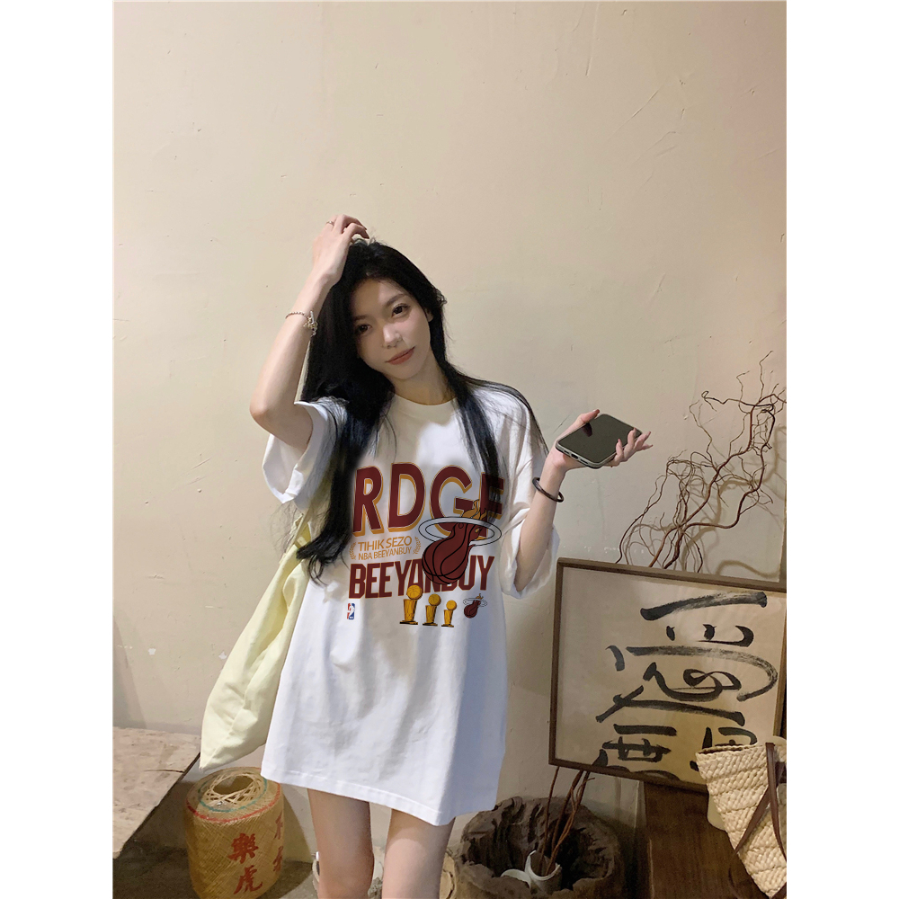 XiaoZhaiNv Kaos Atasan Oversize Wanita Basketball Pattern Lengan Pendek A0862