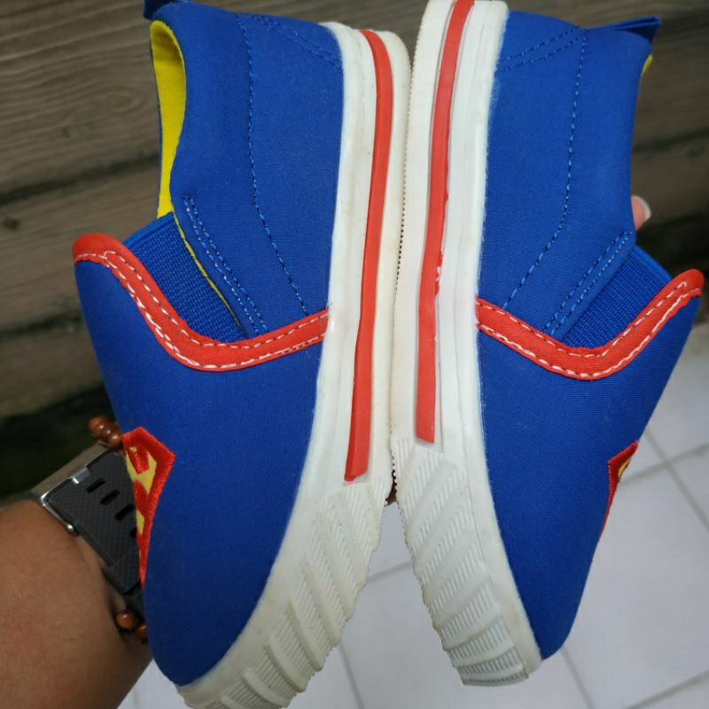 JUAL RUGI KMS3 Superman 27 STOK LAMA Titipan Toko Sepatu Anak