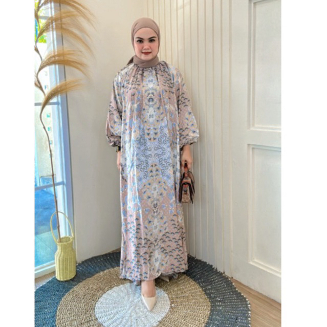 B1669 // B1667 Dress Motif