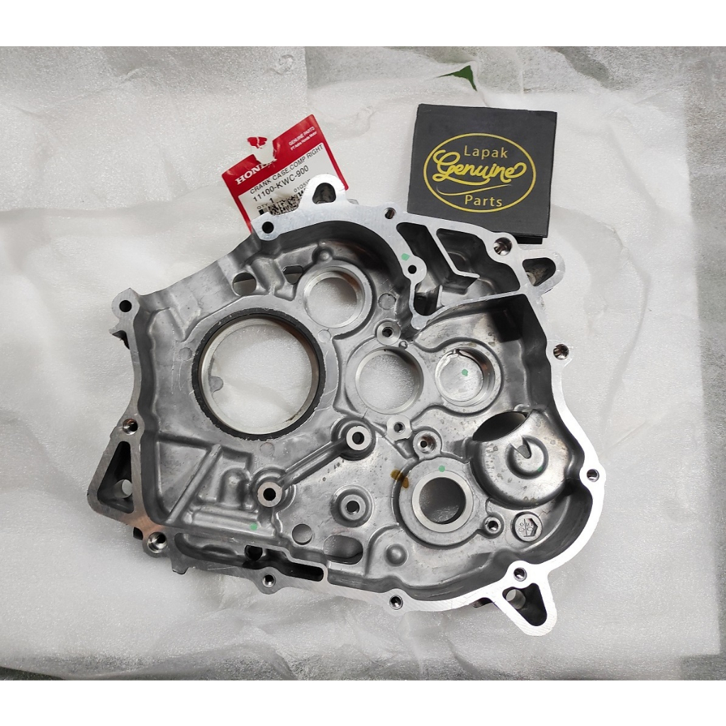 CRANKCASE TENGAH HONDA CS1 11100-KWC-900 ORI AHM