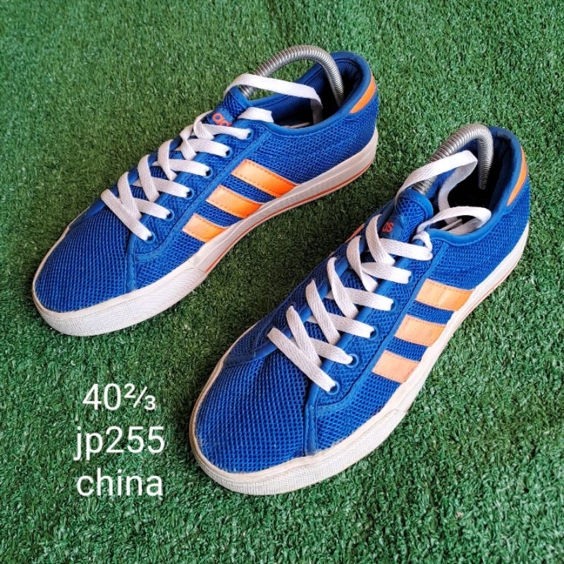 sepatu adidas daily bind