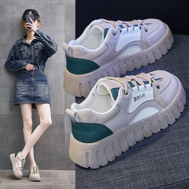 Sepatu Import Sneakers Wanita Korea Kasual Kekinian 1053