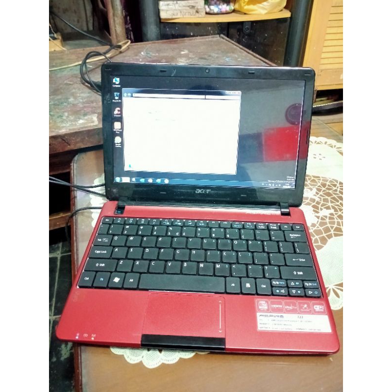 Laptop Notebook Acer Aspire One 722 Bekas