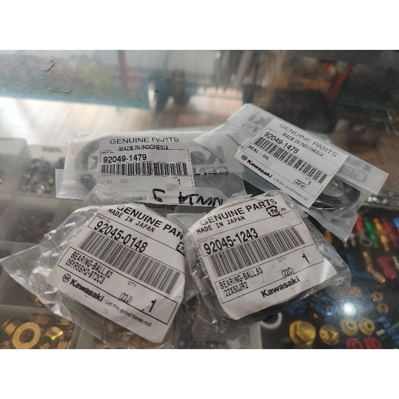 bearing laher kruk as ninja 150 plus seal kruk as kanan kiri